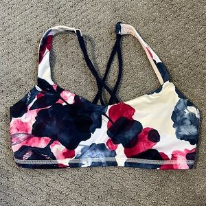 Lululemon sports bra